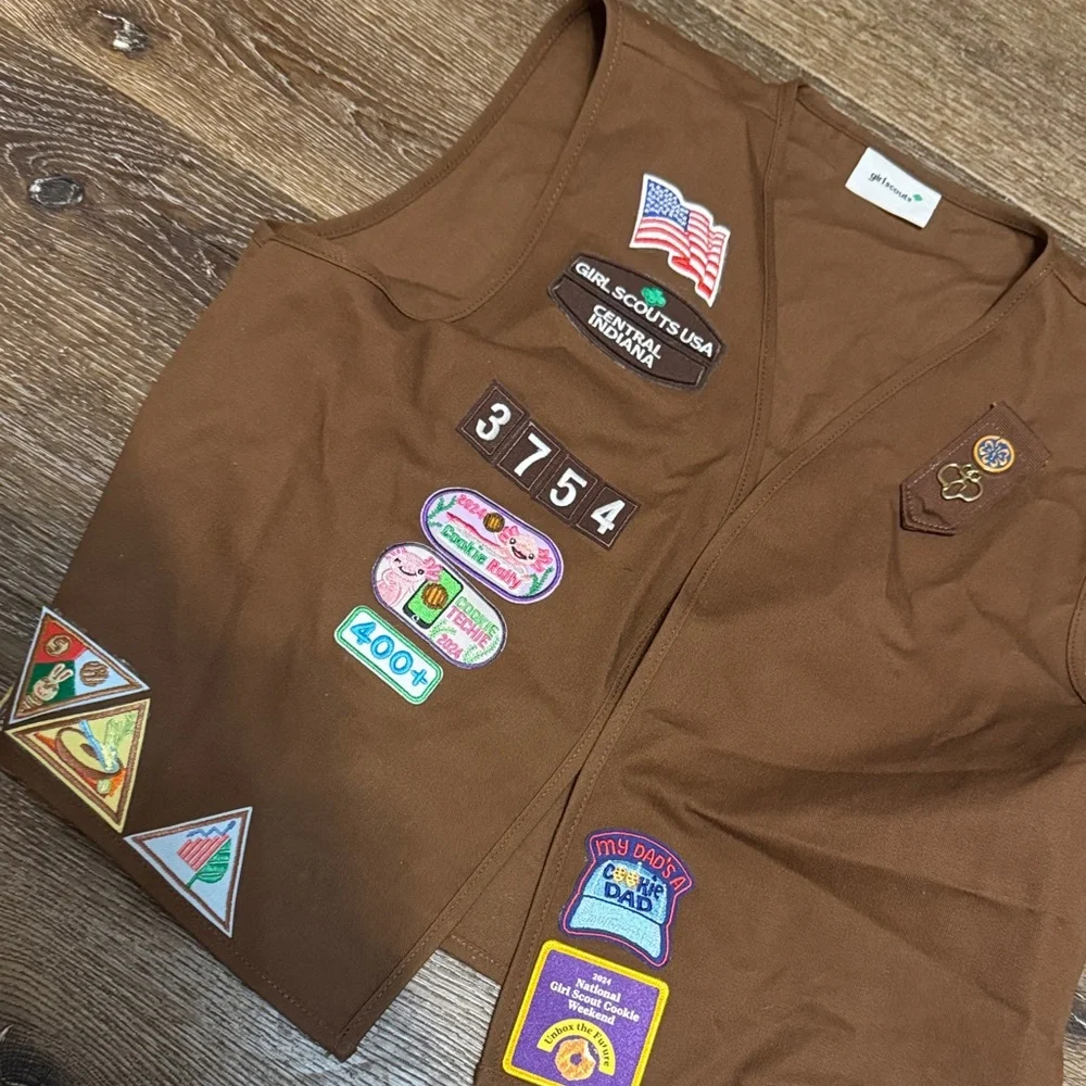 Girl Scout brown Vest‎ with Patches